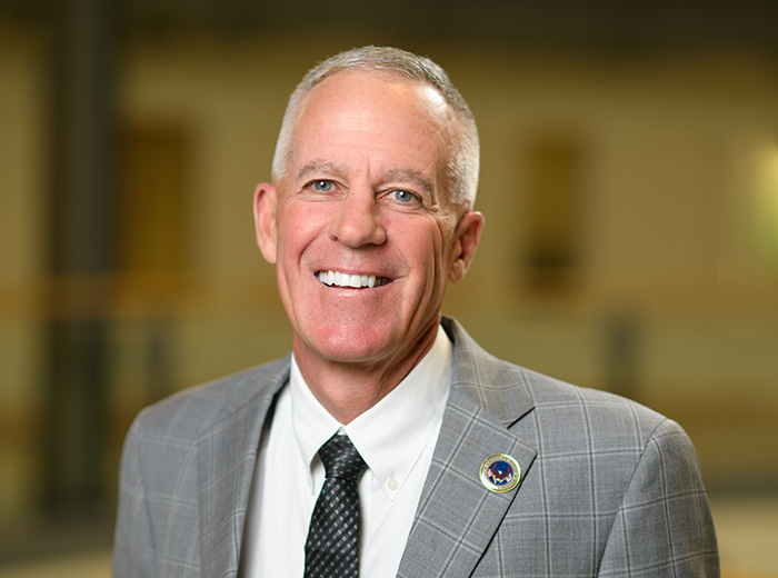 Dr. Steven Ernst Headshot